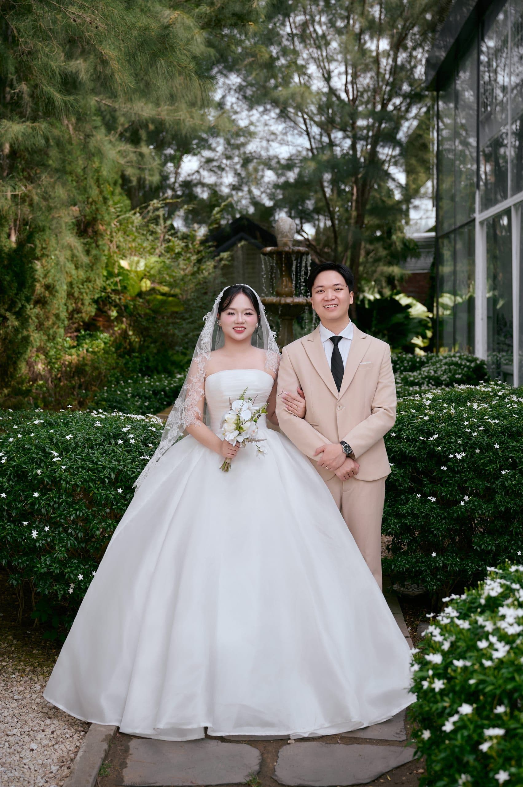 Ảnh tiền hôn lễ đôi uyên ương