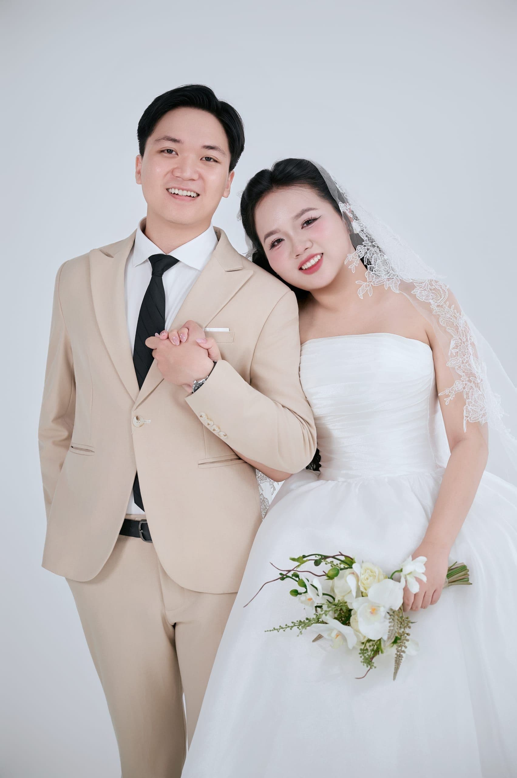 Ảnh đôi chụp trong studio